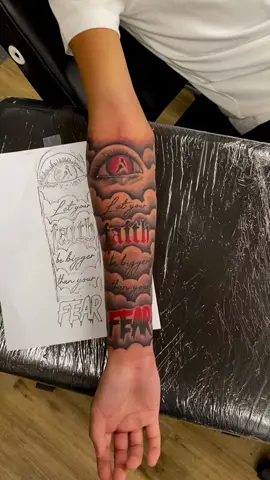 Show some love fam. ☝️🤩 #tattslip #tattooboys #tattooed #tattooinspiration #tattooist 