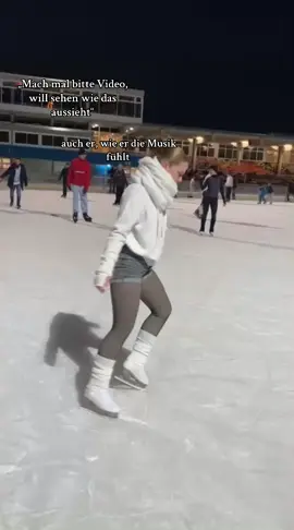#horstdohmeisstadion #eislaufen #fyp #fy #goviral @່ 