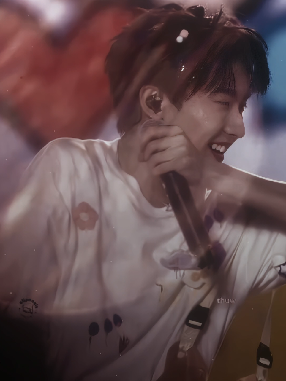 行走在银河中央，我只喜欢一颗星星. 