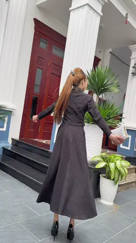 Xinh chưa chị em #xuongmaykienthuy #damditiec #xuhuong #thoitrangnu #vayxinh 