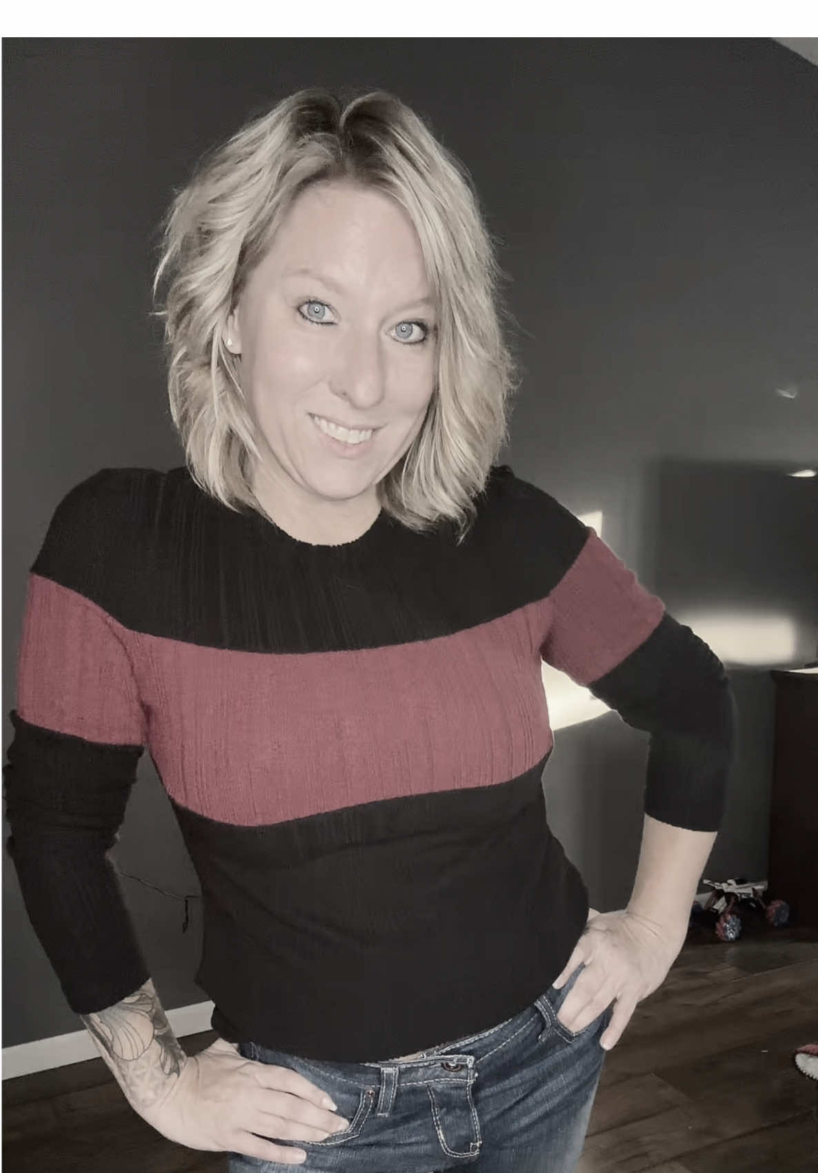 #girlswithtattoos #mn_blueeyes #over40 #foryou 