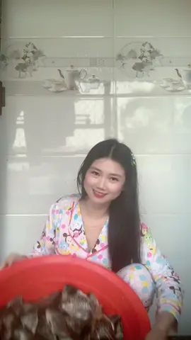 Ai nhảy dô phụ cái coiiiii 