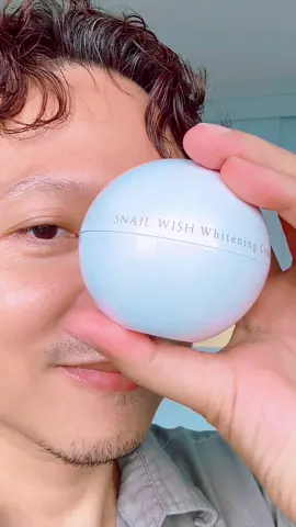 ကြည်မယ် လင်းမယ် ရှင်းမယ် ဝင်းမယ် သင့်အသားအရေကို နဂိုထက် တစ်ဆင့်ကို ချက်ချင်းဖြူဝင်းသွားစေမယ့်အပြင် ပါဝင်တဲ့ Active Ingredient တွေရဲ့ တိကျတဲ့ အကျိုးအာနိသင်တွေကြောင့်  အမြဲတမ်းသုံးရင် ကြည် လင်း ရှင်း ဝင်းလာမယ့် မျက်နှာအသားအရေကို ပိုင်ဆိုင်လာရမယ် Snail Wish Whitening Cream Product of FOCUS Beauty 🐌 🐌 🎈 ကုန်ပစ္စည်းစစ်မှန်မှုနဲ့ ကျွမ်းကျင်တဲ့ဝန်ဆောင်မှု အာမခံချက်အတွက် FOCUS Beauty ရဲ့ တရားဝင် အရောင်း Agent တွေနားကနေ Application Invoice လေးနဲ့ ဝယ်ပါနော် 😊 #ကွီးပိုင်  Snail Wish Whitening Cream (50g) Made in KOREA 🇰🇷 Product of FOCUS Beauty 👩‍❤️‍👩👩‍❤️‍👨👨‍❤️‍👨 Korea KFDA Approved 🇰🇷 Myanmar FDA Approved 🇲🇲  Thailand FDA Approved 🇹🇭 #SnailWishWhiteningCream #ToneUpCream  #ProductOfFocusBeauty #Skincare