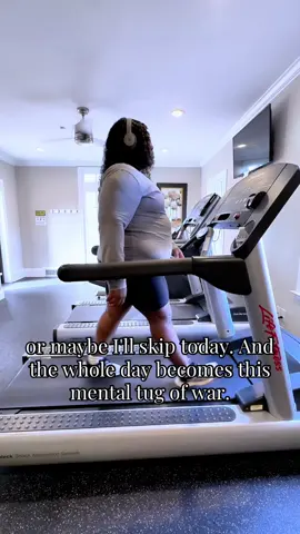 Just get up and go 💕🏃🏾‍♀️ #glp1journey #weightlossjourney #fitnessmindset 