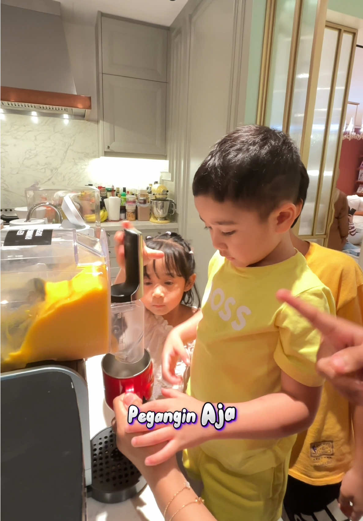 Mainan baruu 😂😂