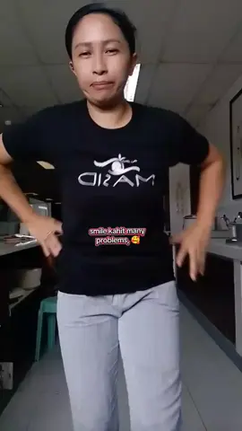 happy lang,bawal stress🥰 #danceviral #dancetrend #fyp #trend #viral 