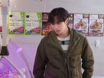 it's so easy to fall in love with junseo #kimjunseo #ald1 #alphadriveone #explore #junseoedit  . . . . . @ALPHA DRIVE ONE 