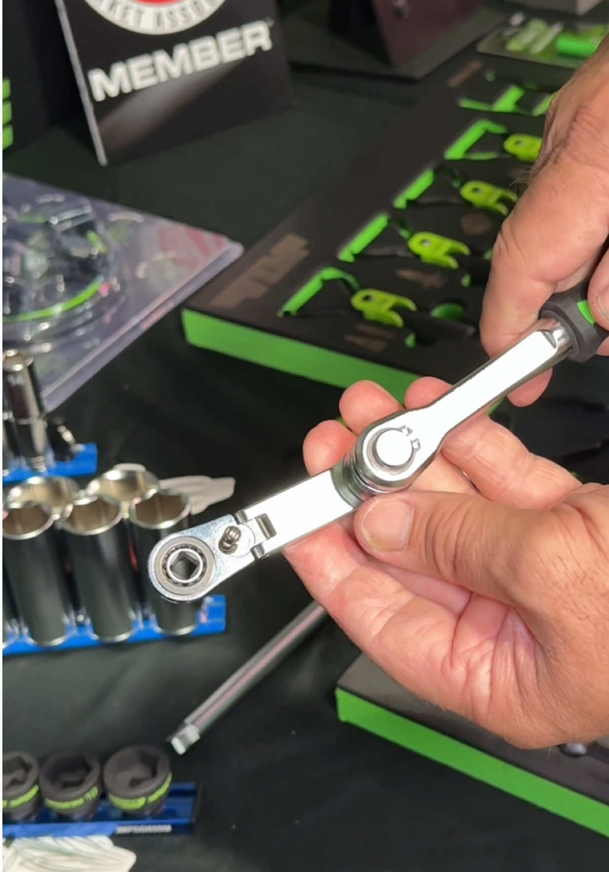 More NEW @VIM Tools goodies at the SEMA Show bringing tons of excitement. #shoplife #vimtools #semashow #mechaniclife