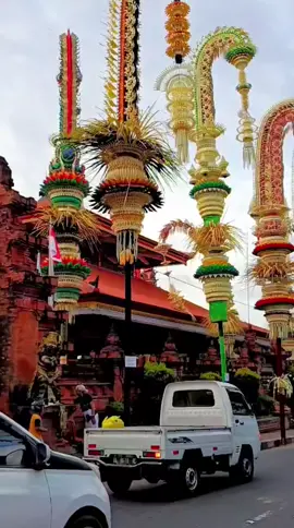 Rahajeng rahina galungan lan kuningan umat hindu sedharma, dumogi stata nemu kerahayuan semeton sami astungkara🙏😇. #salamtoleransi  #jember  #jawatimur  #bali #fyppppppppppppppppppppppp 