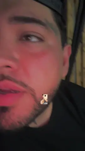 Amigos pocos mi viejo 🧏🏻 #viral #tiktok #foryoupage #fyp #frases 