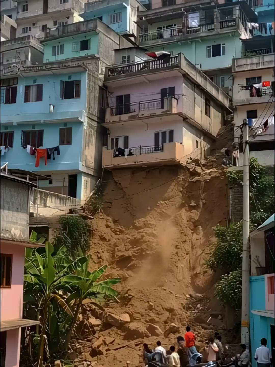 ⚠️ Building Crumble in Landslide, Disaster Unfolds!