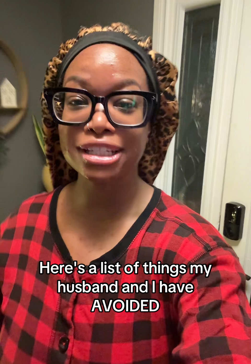 Cheeks clapping like a studio audience 😂 #relationshipgoals #dateyourspouse #interracialcouple #marriedlife #parentinghumor  