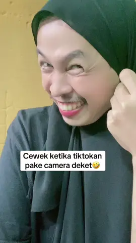 Merasa syantik dicamera”😭😂#cewekimute#cewektiktok#gemes#genit#ngakak