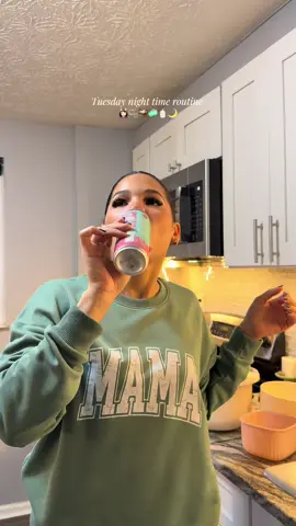 Shoutout to my boyfriend who most of the times folds the laundry🥹😭🫶🏻 #nighttimeroutine #nightroutine #nightvlog #alanipartner #MomsofTikTok @Alani Nutrition @SKIN1004 US 