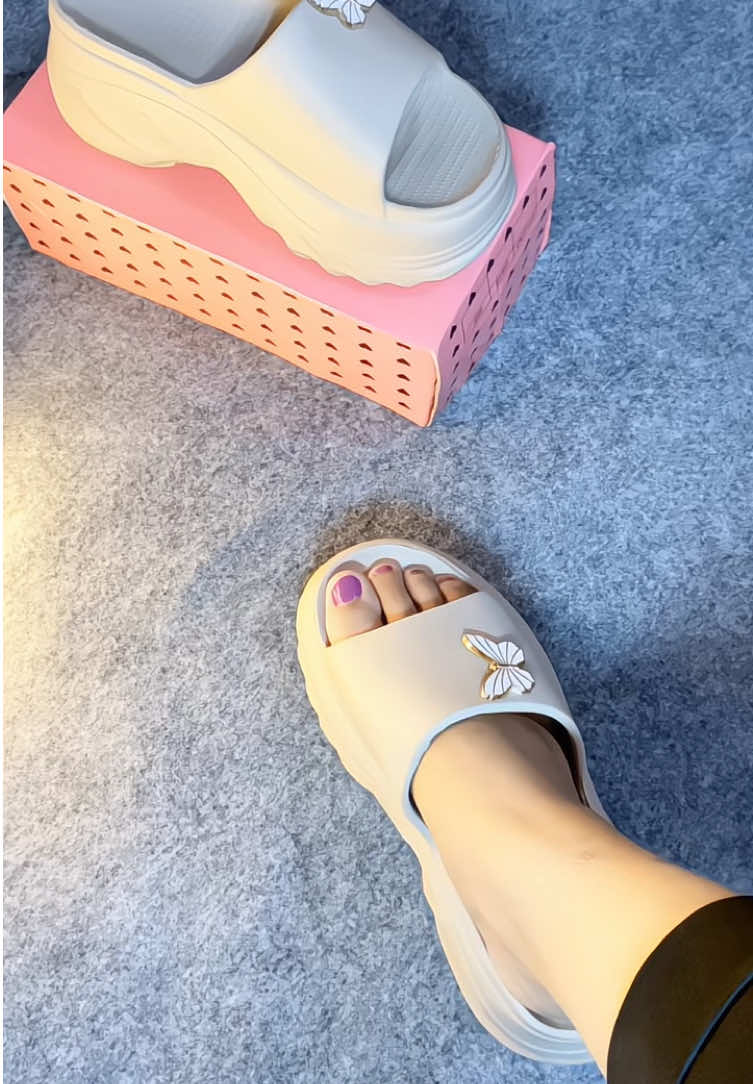 Bagus bangett 😍 buruan yuk cek out sekarang juga 👉🏻🛒 #sandal #sandalmurah #sandalwanita #sandals #fyp 