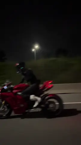 Duc  #panigale #ducati #speed 