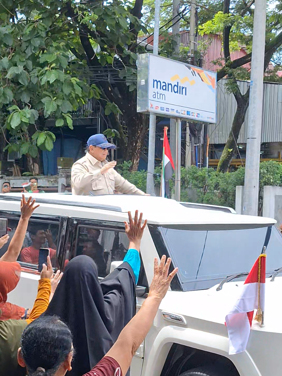 Selamat datang di Solo Pak Prabowo RI 1  #pakprabowo #presidenri #solo24jam #fyp 