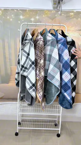 สวยทุกสี เนื้อผ้านุ่มเบาห่มแล้วอุ่นสบาย ผ้าห่มคลุมไหล่ ผ้าคลุมไหล #tiktokshopครีเอเตอร์ #ผ้าห่มคลุมไหล่ #ผ้าคลุมไหล่ #คลิปนี้ต้องฟีด #นิชารีวิวของใช้  @นิชารีวิวของใช้  @นิชารีวิวของใช้  @นิชารีวิวของใช้ 