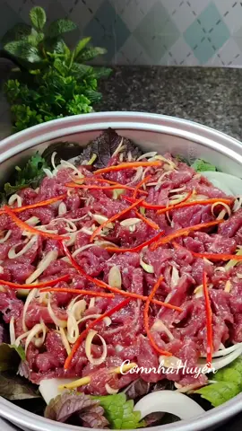 Bò Hấp Tía Tô mà rưới thêm lon vitamin cay cay vô thơm phức luôn MN #bo #monngonmoingay #anngonnaugon #comnhahuyen #trending 