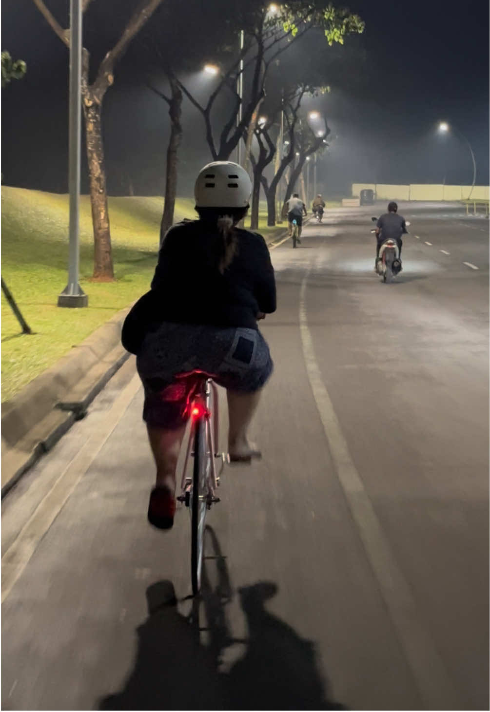 day 1 pesepeda kalcer 🙌🏻😂😋 #fixedgear #sepedakalcer #sepedahanteros #fixie 