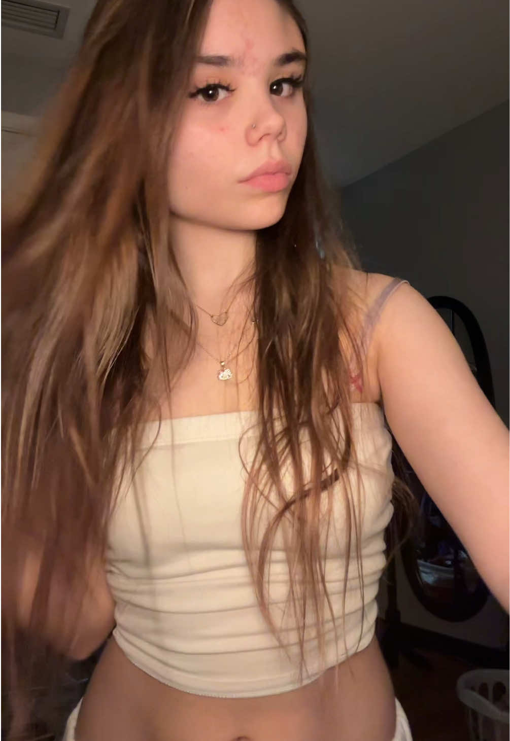 HII😚rare slo mo vid in comfy fit hello kitty pants match my tat but u cant see:( thank u sm for 100k followers!! Im so greatful 