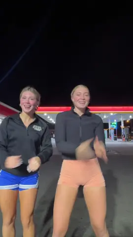 w my best friend again 😽😽#kbbbbbbbbb