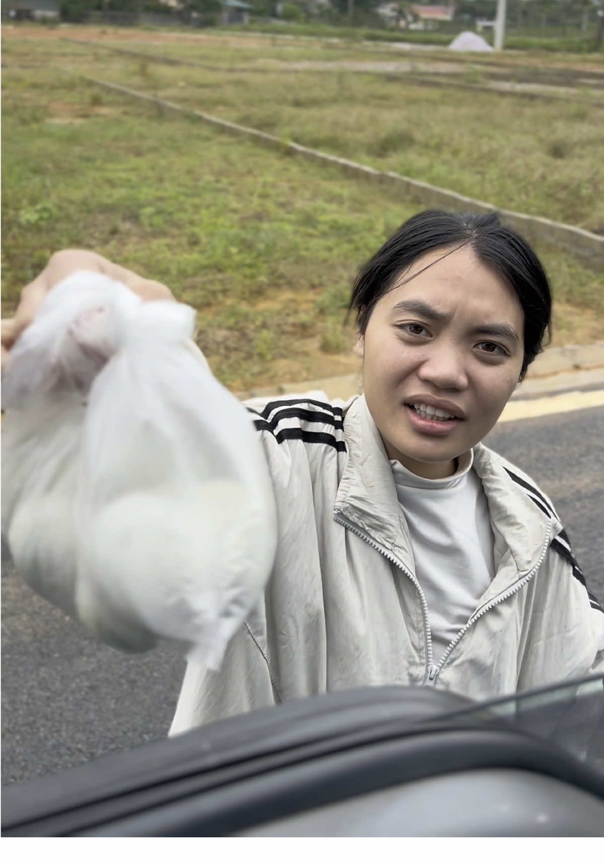 Phần 89 : Cảm Ơn Em Lúc Nào Cũng Lo Lắng Cho Anh . Chỉ Sợ Anh Đi Đường Đói 🫶🫶#xuhuongtiktok #trending #truongtrang #vochong #xuhuong 