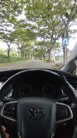 jalur yg sering di lalui • Penjemputan tamu di Bandara Malang ✈️ • Jalur olahraga pagi 🏃‍♂️ Reservasi : 0822-3132-7684 #sewamobilmalang #sewamobilmurah #sewahiace #sewahiacemurah #sewamobil 