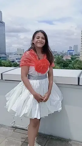 Kalo kembang kalian ilang, noh kembang nya lagi pake ama aku ya😂jangan salpok sama pitak dikaki🤣 #pemandangan #happy #fyppppppppppppppppppppppp #viraltiktok 