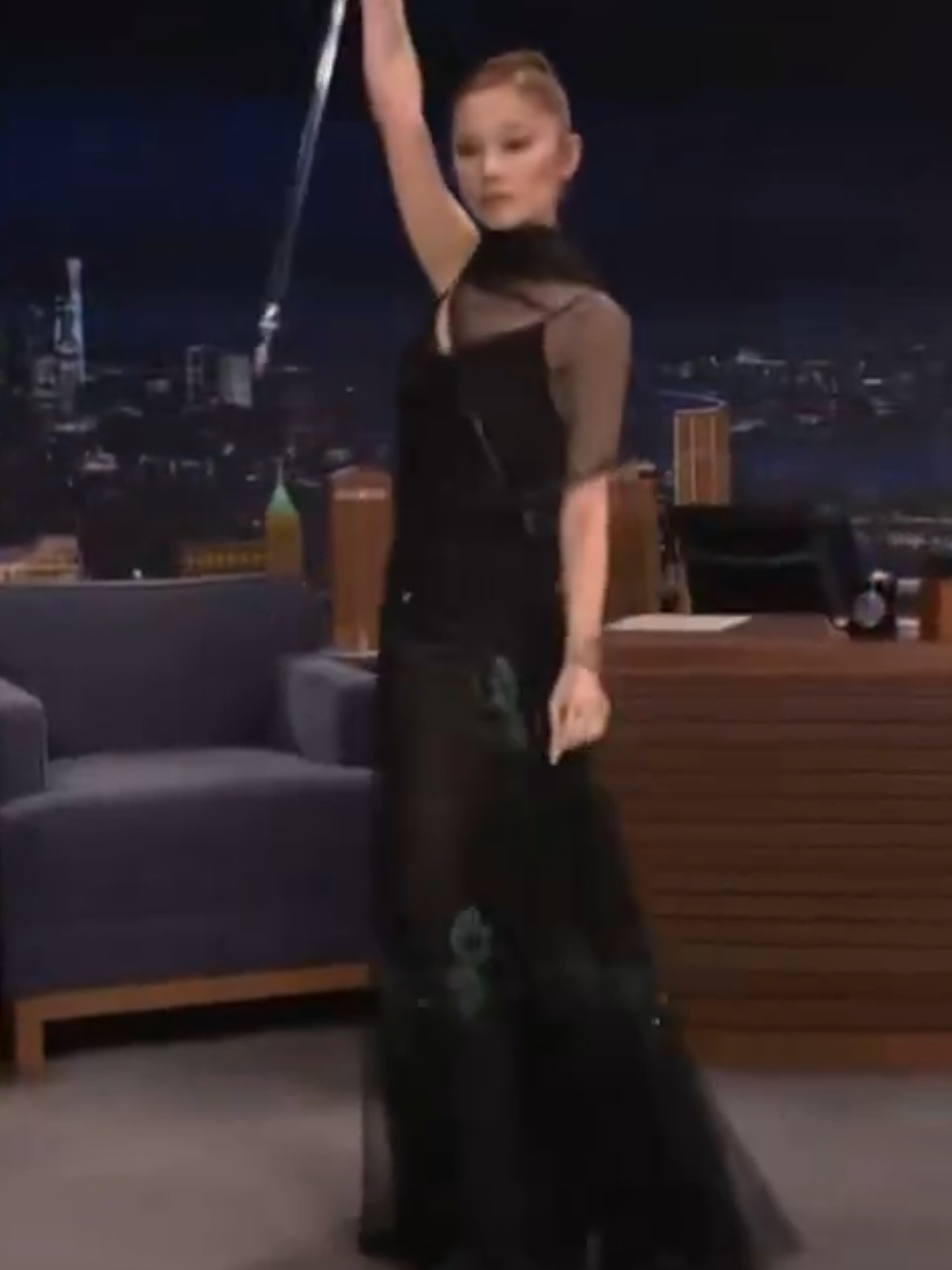 oh my goodness 😭  #arianagrande #wickedforgood #fallontonight #jimmyfallonshow #fyp