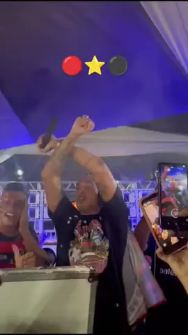 Torcida jovem o bonde do mal!  #flamengo #jovemfla #torcida #futeboleporrada #punhocruzado