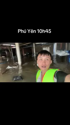 không còn dì hết