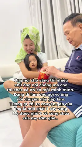 Cụ kêu vàng đang lên nên về đây cụ cho ít vàng, cần thì bán mà trả thêm tiền chung cư, k thì cứ giữ đó sau phòng khi khó khăn. Ông nội chồng mình đó mn ơi, năm nay ông 92-93 tuổi… 2 cây vàng này chắc cũng tích góp lương thưởng cả đời chứ k phải dễ dàng gì mà có… 🩷