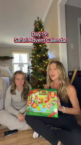 Day 19 unboxing our @Joyfy-US Safari advent calendar #fyp #adventcalendar #kidstoys #blackfriday #motherdaughter 