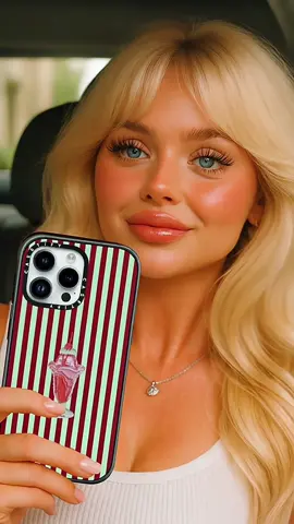 POV: Your phone case is doing more for your outfit than the jewelry. #Aesthetic #Selfie #TikTokMadeMeBuyIt #ViralProducts #FashionAccessories 