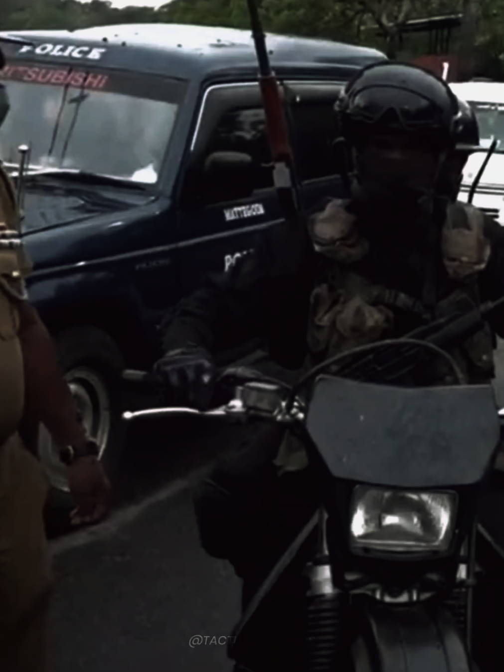 🇱🇰SF Rider Team vs SL Police  ☠️⚠️️🇱🇰🔥 2023 Sri lankan protest ❤           ⚠️️fake gun ⚠️️ #srilankan_tik_tok🇱🇰 #srilanka #srilankatiktok #2023 #protest #police #sf #fy #fypage #fypシ゚ #fypp #foryou #foryoupage #fakegun #toygun⚠️ #ex 