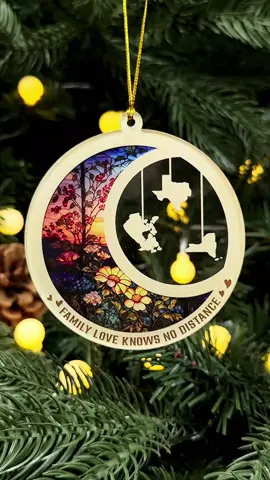 Wherever life takes us, our family love remains constant and unwavering.  #AlwaysTogether #DistanceMeansNothing #HeartfeltKeepsake #recutwoHqqKHKV