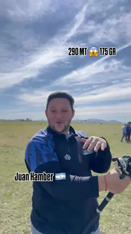 Incredibile tiro del campione Argentino Juan Hamber 290 mt 175 gr😳 #gennaromargarita #surfcastingbeach #surfcastingitalia #longcasting #viral                       