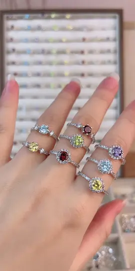 Tham gia buổi LIVE của chúng tôi để nhận nhiều khuyến mãi độc quyền!