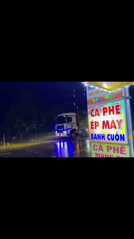 Mưa gió ngập cỡ nào cỡ mà mấy bác đi là e vẫn bán bth nho .Cứ việc alo 0925.284…867 (dép) là coá cf ,bánh cuốn,,…. #cafemangdi77_ql19 #bánh_cuốn #cFépmáy #xerau81 #xuhuongtiktok❤️ @CF mangdiTramThuPhiTAYSON @Cf trạm thu phí Tây Sơn 