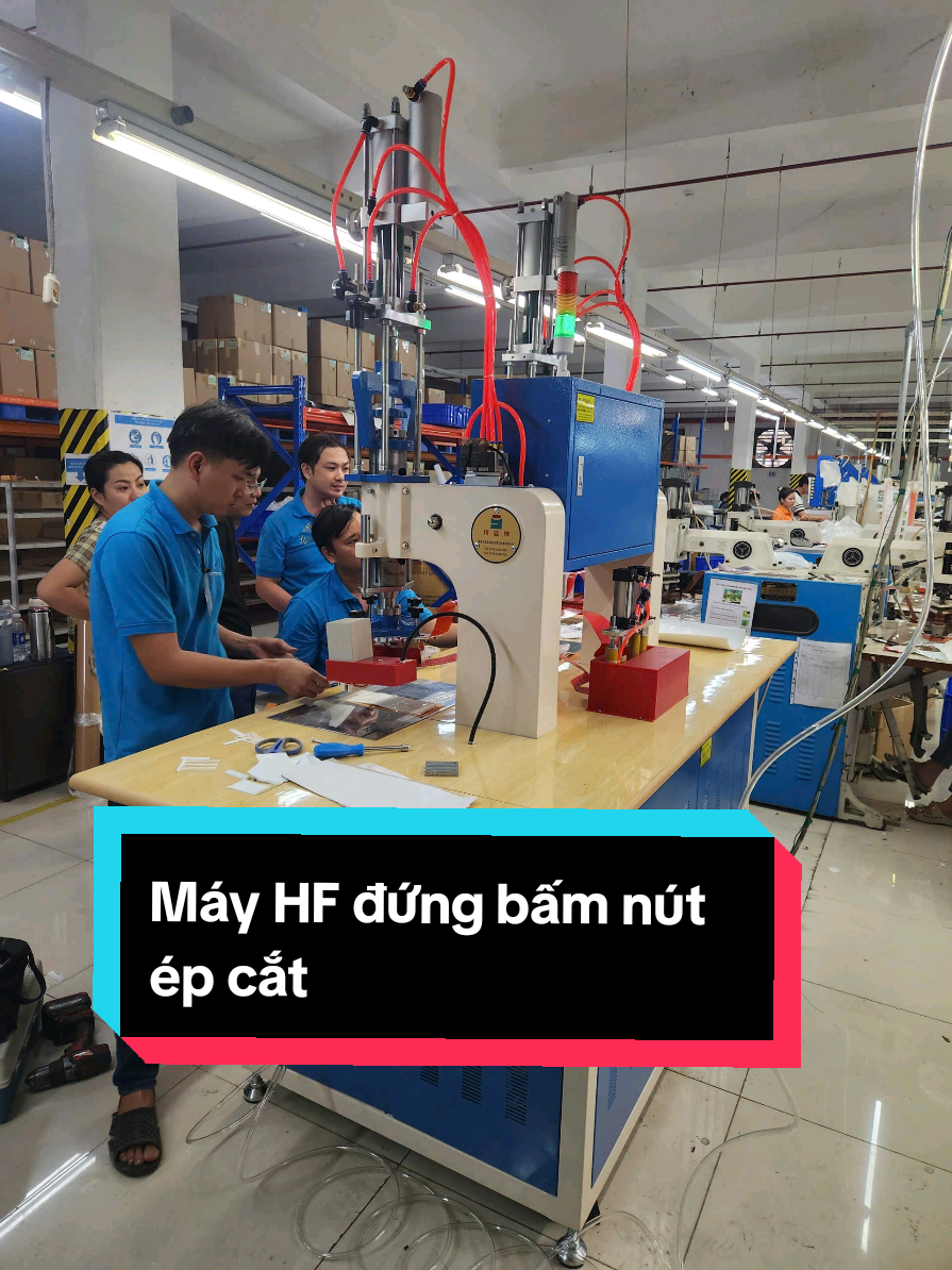 Test chống cháy bảo vệ khuôn máy ép cao tần JingYi Taiwan #highfrequencyweldingmachine #mayepcaotan #lotgiaydep #packingmachine   #CapCut 