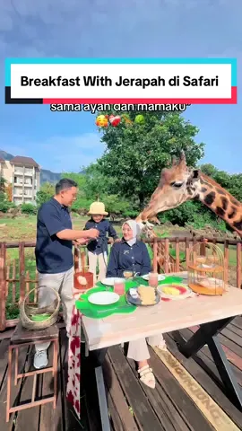Kita ciptakan keluarga cemara yang suka jalan-jalan itu walaupun harus nabung dulu 😇✨  @Baobab Safari Resort  #keluargacemara #couplepasangan #tamansafari #liburankeluarga #outfitcouple 