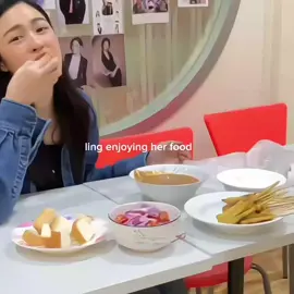 my parents eating together again #lingorm #linglingkwong #ormkornnaphat 