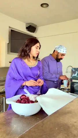 Kudiya Nu koe Nahi Samaj Sakda..#fyp #tiktokpakistan #explor #foryoupage #mrmrsdhesi 