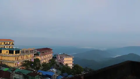 #CapCut  ရိုက်ထီးရိုးရဲ့ မနက်ခင်းလေး☁️☁️