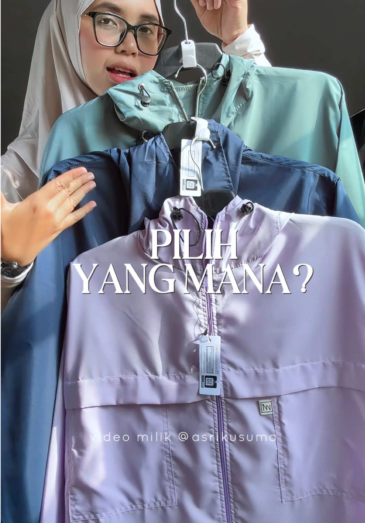 Sampe punya banyak warna saking sukanya✨🫶🏻 #jaketparasut #jaketmurah #jaketolahraga #jaketoutdoor 