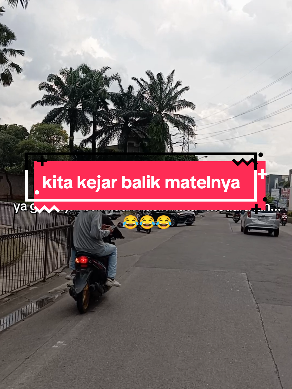 Selama kendaraan kalian surat² nya aman dan yg cicilannya ga nunggak, jangan takut sama matel yak... #matel #mataelang #grandbukitdago #gunungsindur 