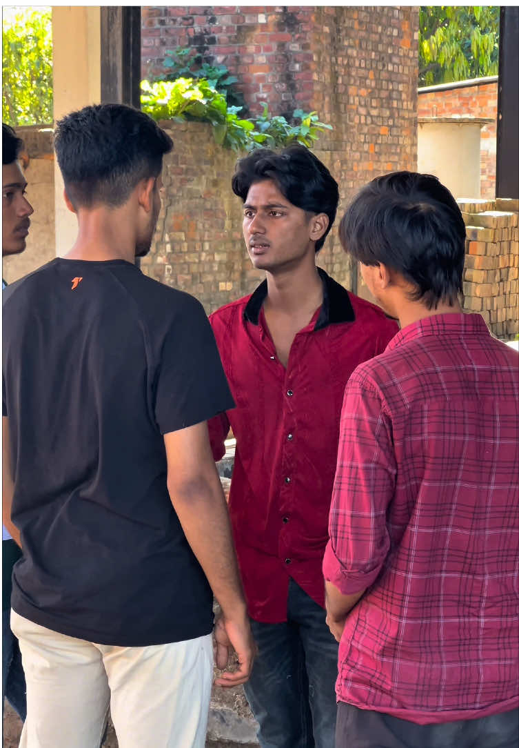 নেতাগিরি বড় ভাই এর সামনে চলে না...🤭😎#dark_chocolate #foryoupage #viraltiktok #trendingsong #capcut @For You @TikTok Bangladesh 