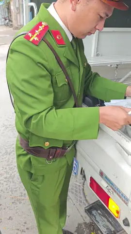 Câu trả lời thẳng vào việc của anh 