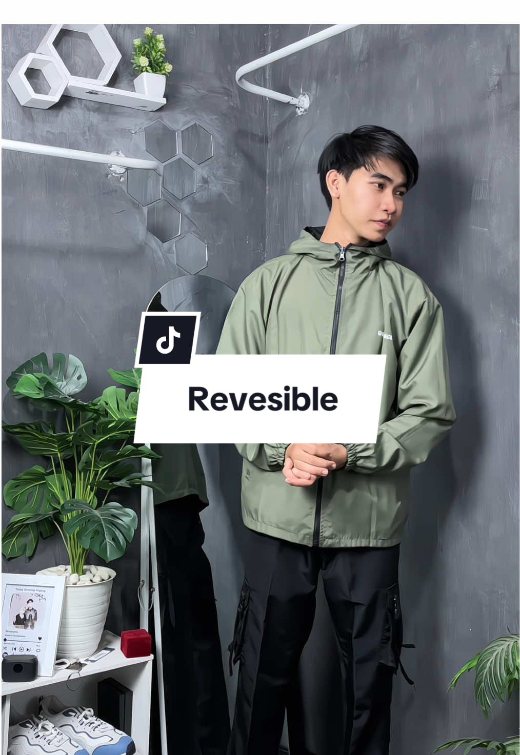 Rekomendasi jaket parasut bolak balik nih keren banget cuy😎🤞🏻#jaketparasut #jaketantiair #streetwear #rekomendasioutfit #fasion 